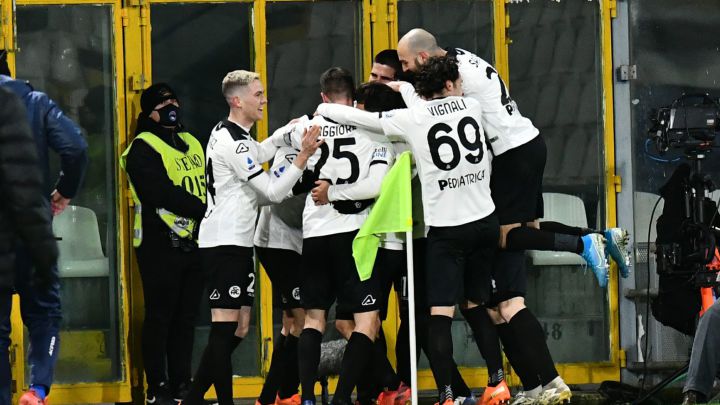 Kevin Agudelo fue una de las figuras del Spezia en la victoria sobre el Milan en la Serie A. El colombiano disputó los 90 minutos de partido