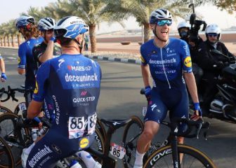 Bennett se impone en el sprint y Gaviria cruza noveno