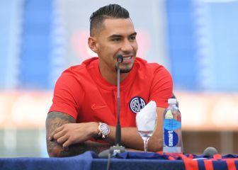 Gordillo es presentado como nuevo jugador de San Lorenzo