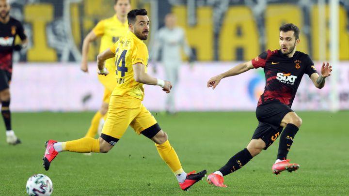 En vivo online Ankaraguku- Galatasaray, jornada 28 de la Liga de Turquía, que se jugará hoy miércoles 3 de marzo en el estadio Eryaman, desde las 11:00 a.m.