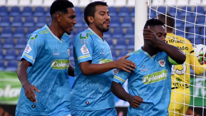 Jaguares vence a Patriotas y se consolida en los ocho