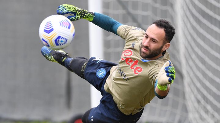 David Ospina sufre lesión en su mano izquierda