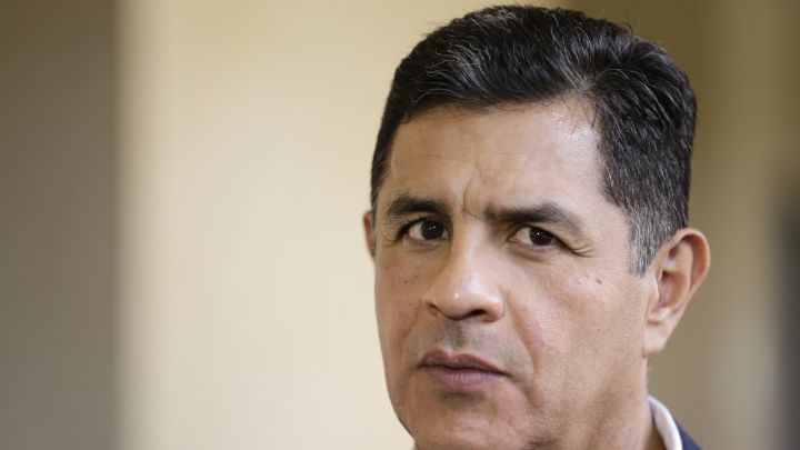 Pico y cédula en Cali: horarios, medidas, rotación, restricciones y hasta cuándo va. La medida busca disminuir la tasa de contagios de COVID-19.