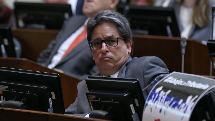 Alberto Carrasquilla en una ponencia en el Congreso de la República.