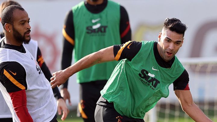 Falcao en un entrenamiento de Galatasaray