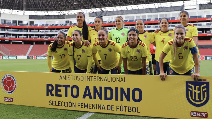 Selección Colombia Femenina ante la Selección de Ecuador