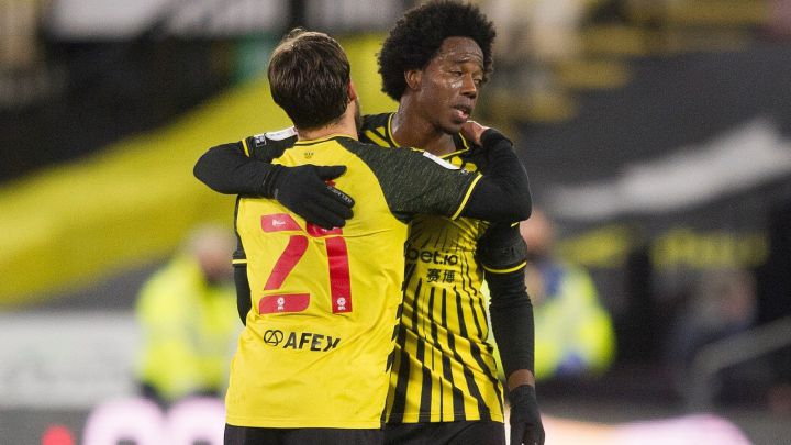 Carlos Sánchez, cerca de ascender con el Watford