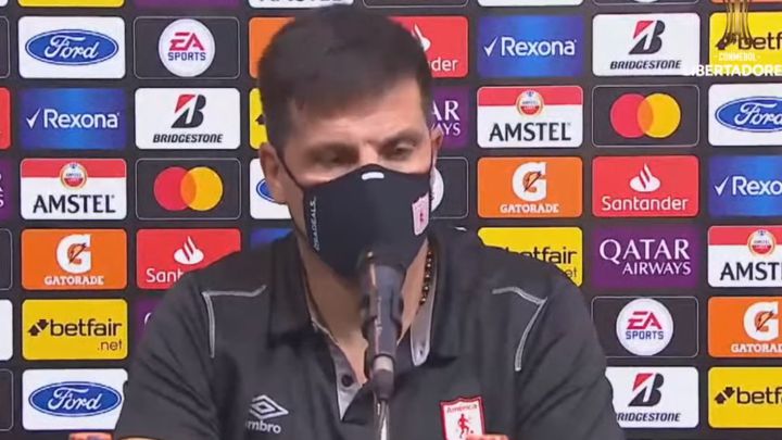 Juan Cruz Real, DT del América de Cali, habló luego de la derrota 2-1 ante Atlético Mineiro por la segunda fecha de la Libertadores. Destacó la actitud