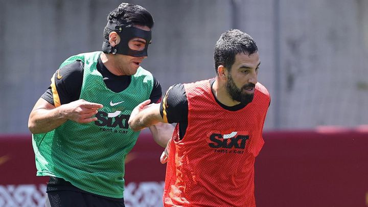 Falcao García regresó a las canchas tras 25 días lesionado, lo hizo ante Konyaspor y aportó dinámica y solidaridad para el gol de la victoria de Galatasaray