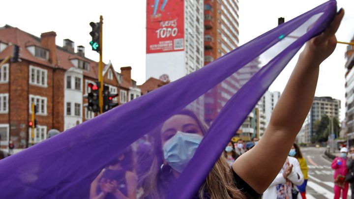 Coronavirus en Colombia en vivo hoy: restricciones, nuevas medidas y vacunación