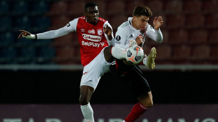Santa Fe empató sin goles ante River Plate en Asunción, Paraguay. El equipo de Harold Rivera cambió la idea y cedió puntos de local. Es cuarto del grupo.