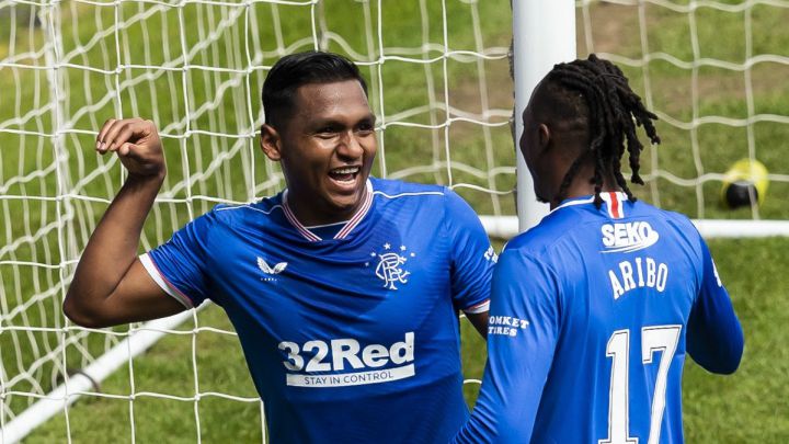 El reemplazo de Alfredo Morelos no convence en Escocia