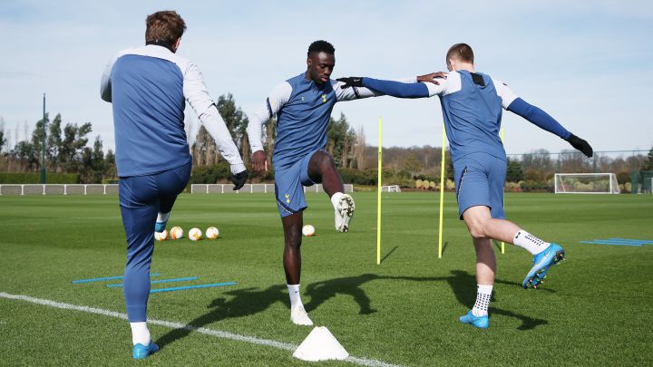 Davinson Sánchez podría ser vendido por Tottenham