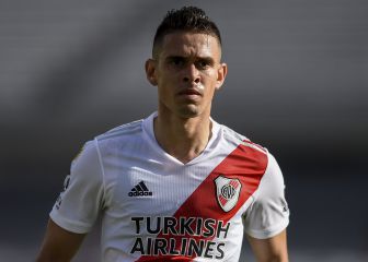 Santos Borré se pierde el Superclásico por covid-19