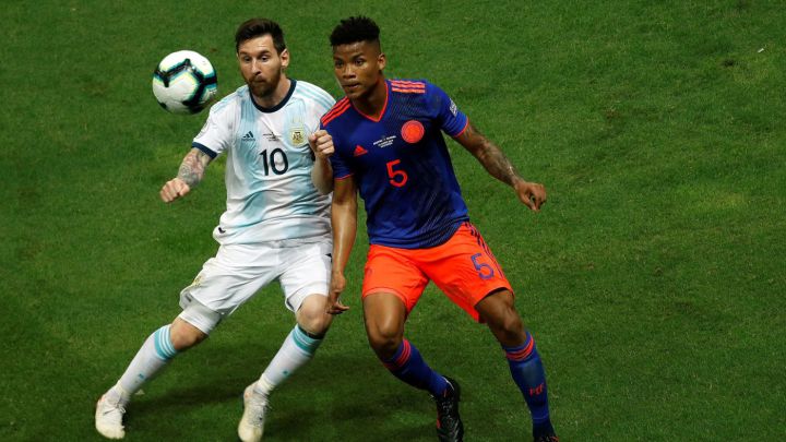 La Selección Colombia enfrenta a Argentina