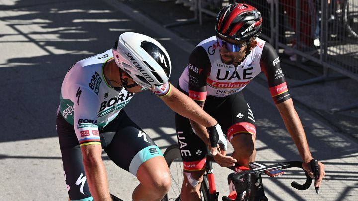 Fernando Gaviria, ciclista colombiano del UAE, habló luego de terminar segundo en la etapa 10 del Giro de Italia. Aseguró que va a segur intentándolo.