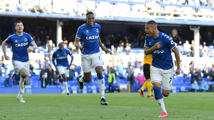 Everton venció a Wolves en la penúltima fecha de la Premier League con un golazo de Richarlison de cabeza. Los Toffees lucharán por el cupo a Europa League