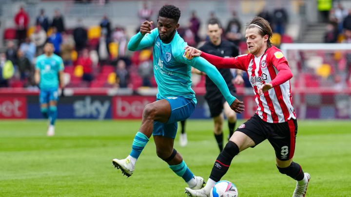 Jefferson Lerma se queda en la Championship