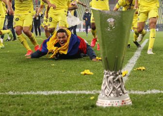 Bacca supera a Falcao, Perea y Asprilla en títulos de UEL