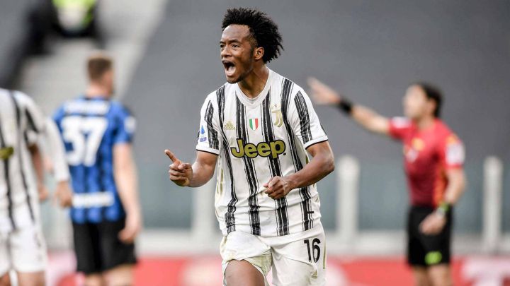 Juan Guillermo Cuadrado manifestó en entrevista con Noticias Caracol que Cristiano Ronaldo es un ejemplo por su forma de prepararse para los partidos.