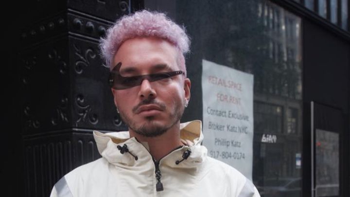 Borran mural de J Balvin en Medellín