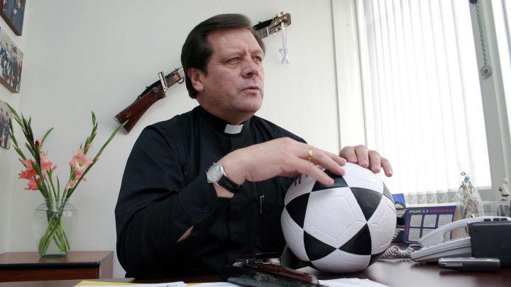 Así era Monseñor Alirio López, el párroco del fútbol en paz