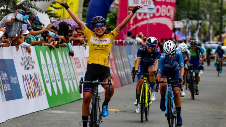 Lorena Colmenares y Lina Hernández, campeonas nacionales de ruta en élite y Sub 23.