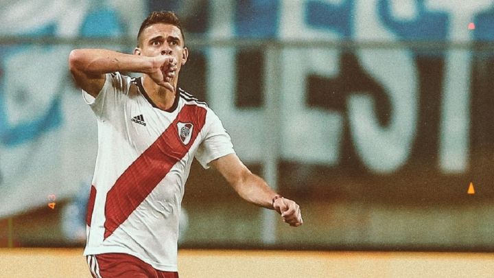 River Plate hará un último intento por Santos Borré