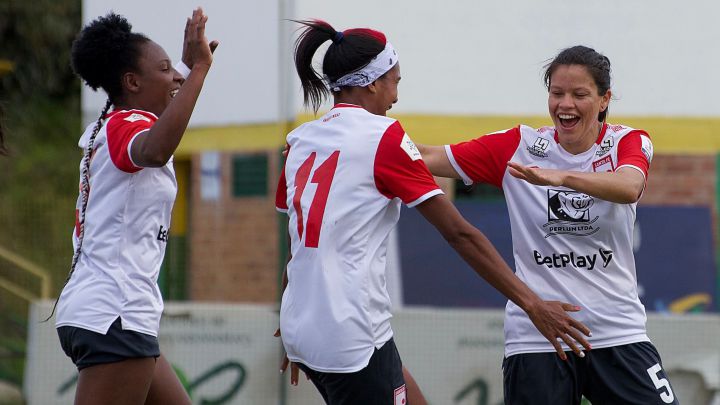 Santa Fe femenino 2021-II. El técnico Albeiro Erazo confirmó los cuatro refuerzos que tendrán para este semestre donde el objetivo es el título.