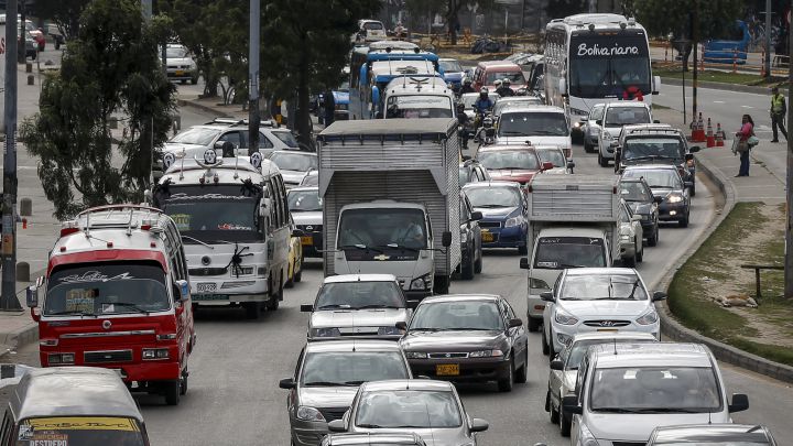 Pico y placa hoy, 7 de julio, en Bogotá y Cali: horarios, cómo funciona y números