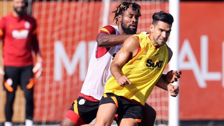 la oferta que esperaría Falcao para salir de Galatasaray.