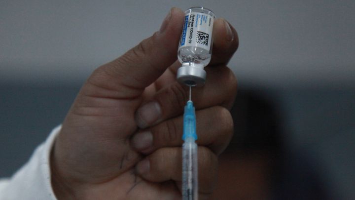 Coronavirus en Colombia en vivo hoy: restricciones, nuevas medidas y vacunación