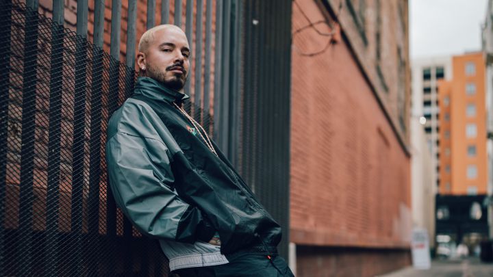 J Balvin estrena el video de 'Wherever I May Roam' de Metallica