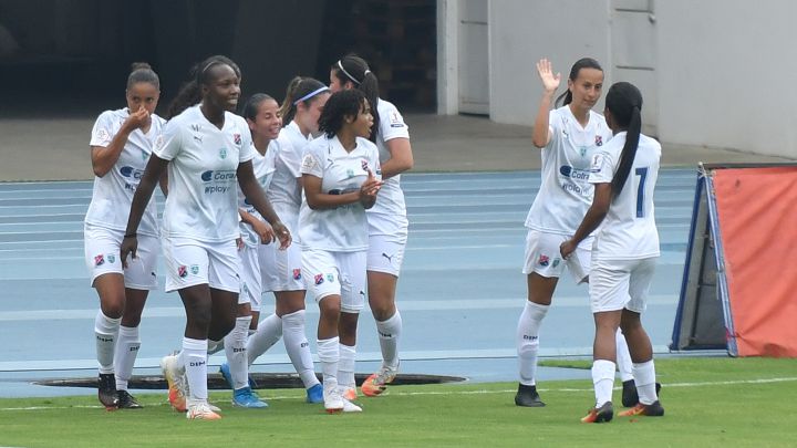 Jugadoras de DIM-Formas Íntimas