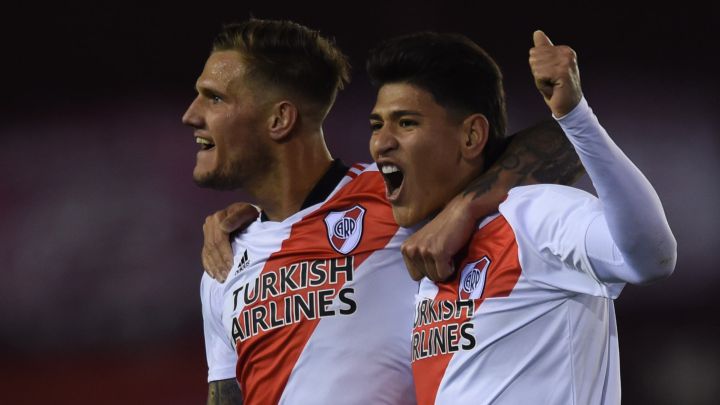 Jorge Carrascal, presente en la goleada de River Plate sobre Lanús.