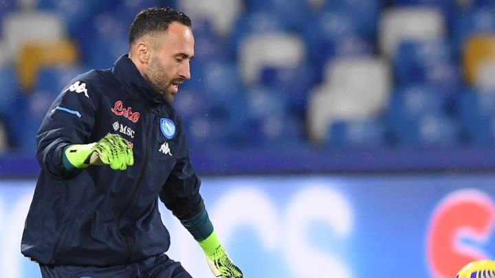 David Ospina vuelve a Italia para definir el futuro