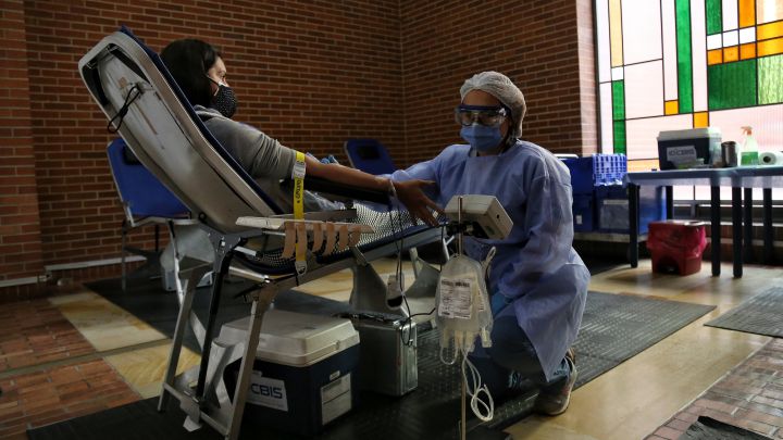Coronavirus en Colombia en vivo hoy: restricciones, nuevas medidas y vacunación