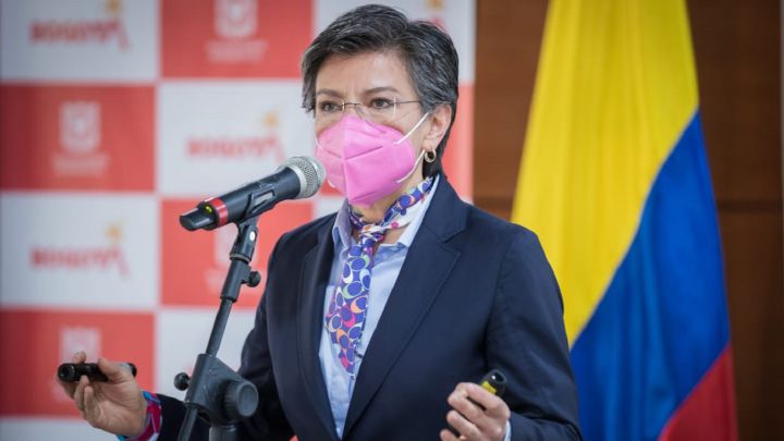 Claudia López acusa a Gustavo Petro y Bolívar de "financiar a vándalos": qué se dijeron y últimas declaraciones