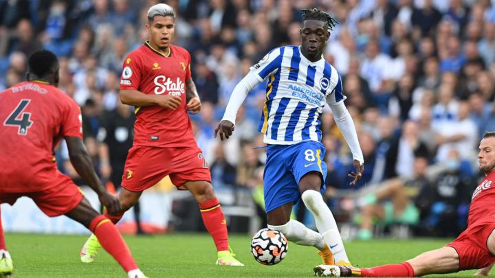 Watford venció de visitante 0-2 a Brighton. Juan Camilo 'Cucho' Hernández jugó todo el segundo tiempo; mientras que, Steven Alzate se quedó en el banco.