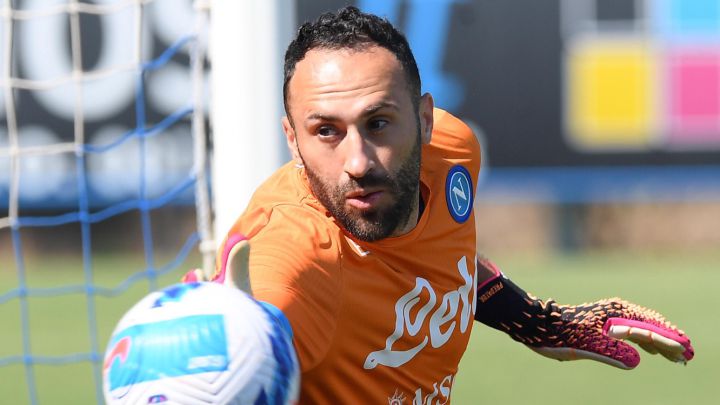 David Ospina podría ser titular con Napoli ante Juventus el próximo 11 de septiembre ya que Alex Meret se lesionó en el partido Genoa - Napoli.