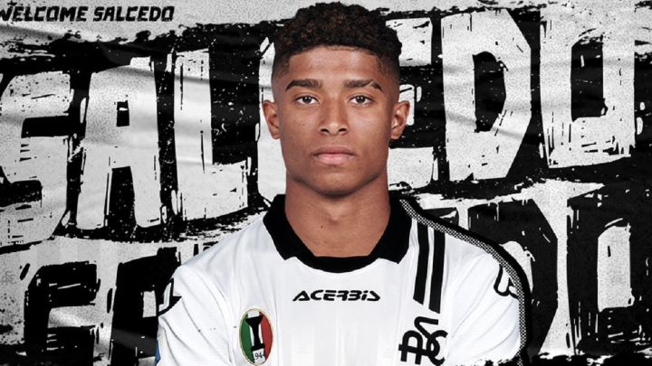 Eddie Salcedo, delantero colombo italiano fue oficializado por el Spezia. El jugador llega cedido desde Inter de Milán, equipo que le busca minutos