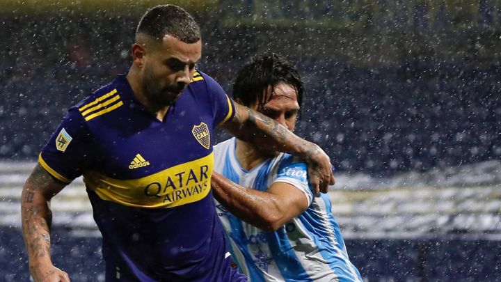 Edwin Cardona, volante de Boca Juniors, tendría fecha de regreso luego de su lesión. El jugador colombiano tendrá que convencer hasta final de año