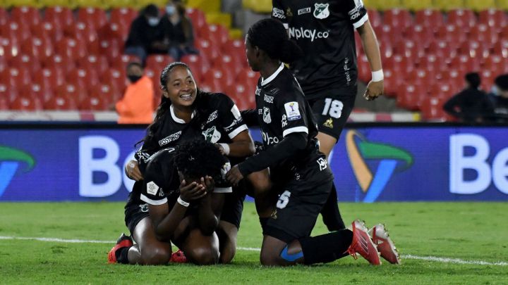 Manuela Pavi, delantera del Deportivo Cali fue la gran figura de la final de ida ante Santa Fe en El Campín. La atacante estuvo involucrada en los 4 goles