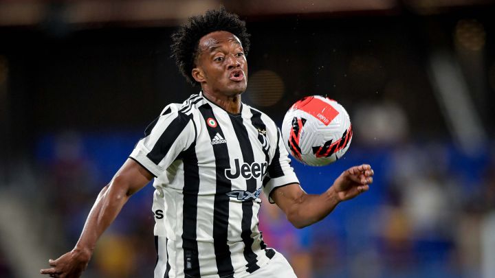 Juan Cuadrado se pierde el Napoli vs Juventus por una gastroenteritis.