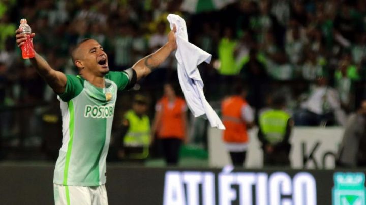 Macnelly Torres es asaltado en su negocio en Medellín