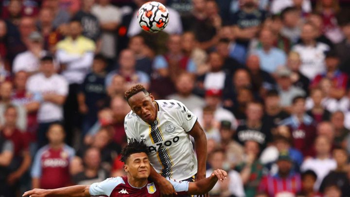 Baja calificación para Yerry Mina en derrota del Everton