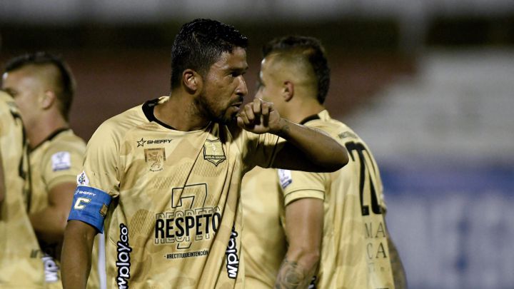 Águilas Doradas golea al Bucaramanga de local