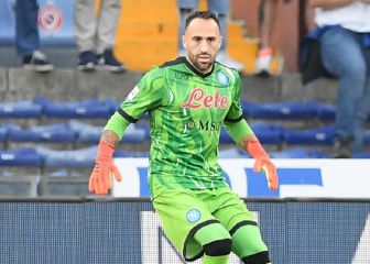 Con Ospina titular, Napoli gana y sigue con paso perfecto