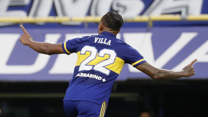 Sebastián Villa se encuentra entrenando con Boca Juniors y podría estar disponible para el partido ante River Plate. El técnico Battaglia tomará la decisión
