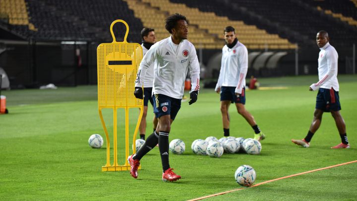 Selección Colombia entrena en el estadio de Peñarol